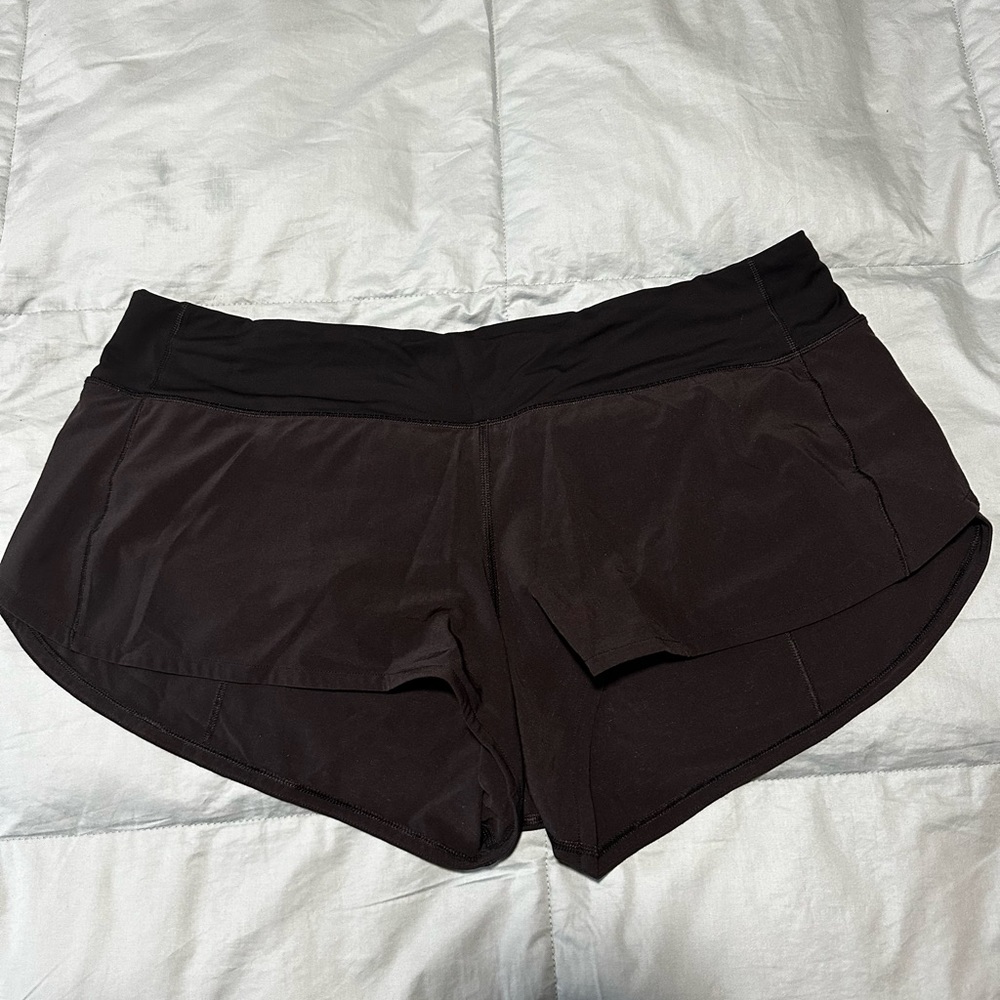 lululemon speed up short lr 2.5” in black with no visible marks or stains